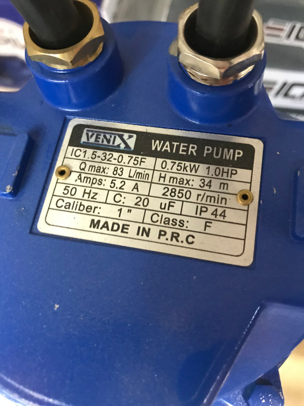 کفکش ۱ اینچ ۳۴ متری فلوتردار ونیکس VENIX مدل IC1.5-32-0.75F