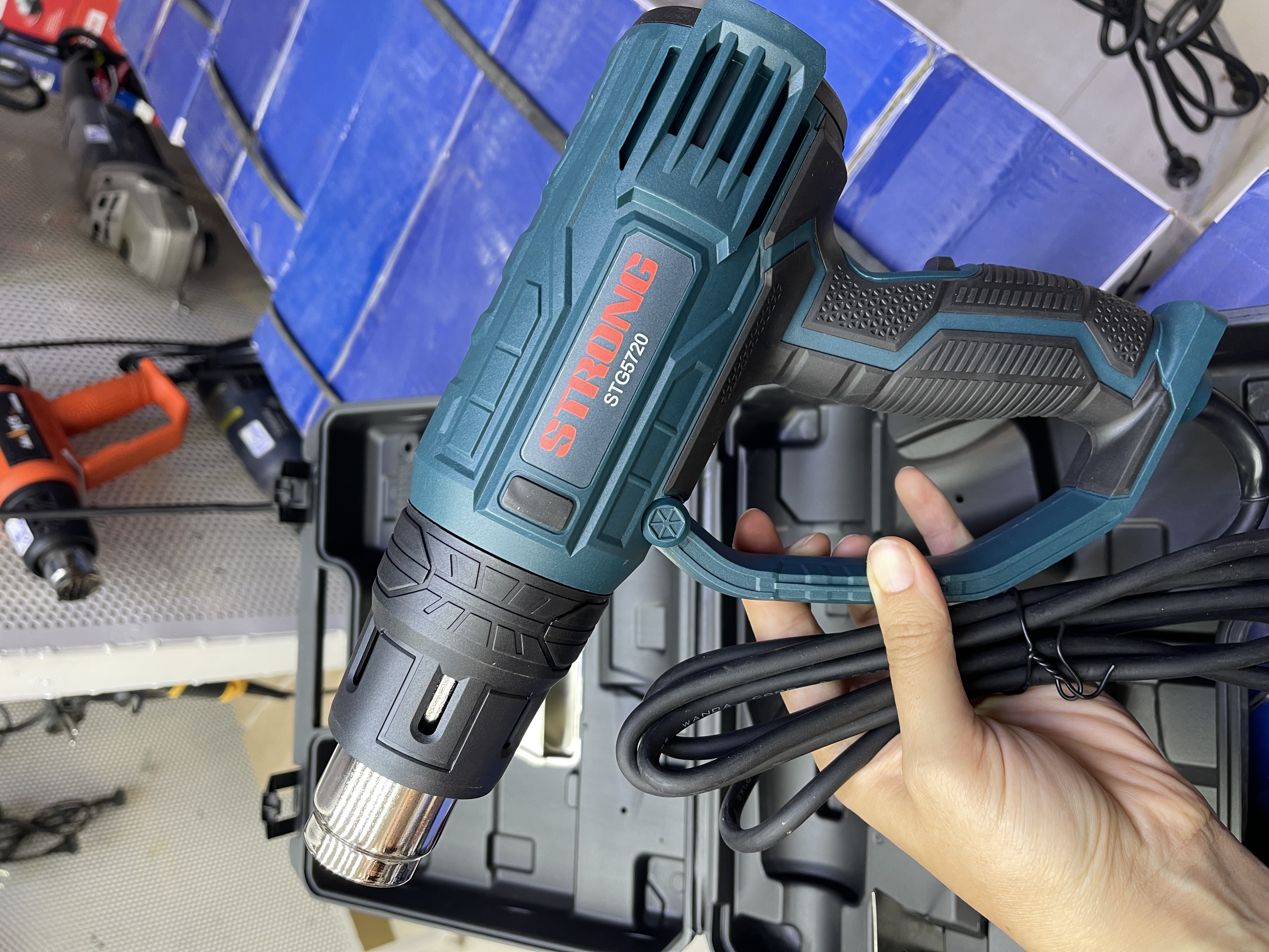 سشوار صنعتی استرانگ ۲۰۰۰ وات مدل STG5720